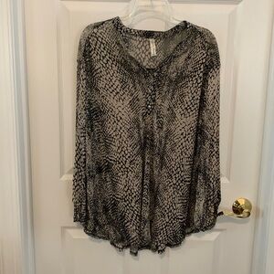 NWT PerSeption Women semi-sheer snakeskin print‎ long sleeve blouse size 3X